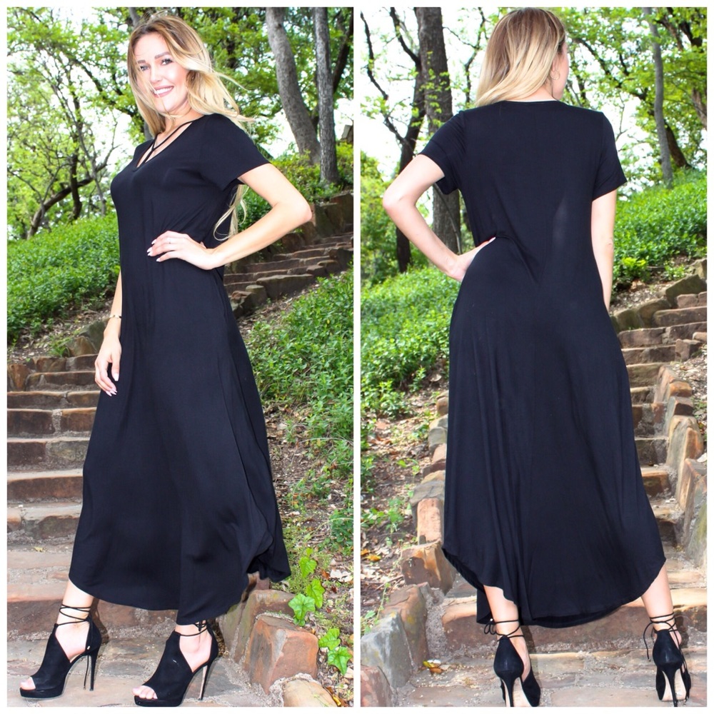 👗 Black Maxi Dress 👗 - Picture 2 of 2